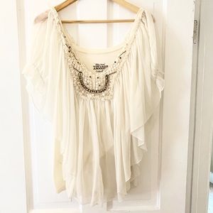 Beautiful top! Excellent condition!